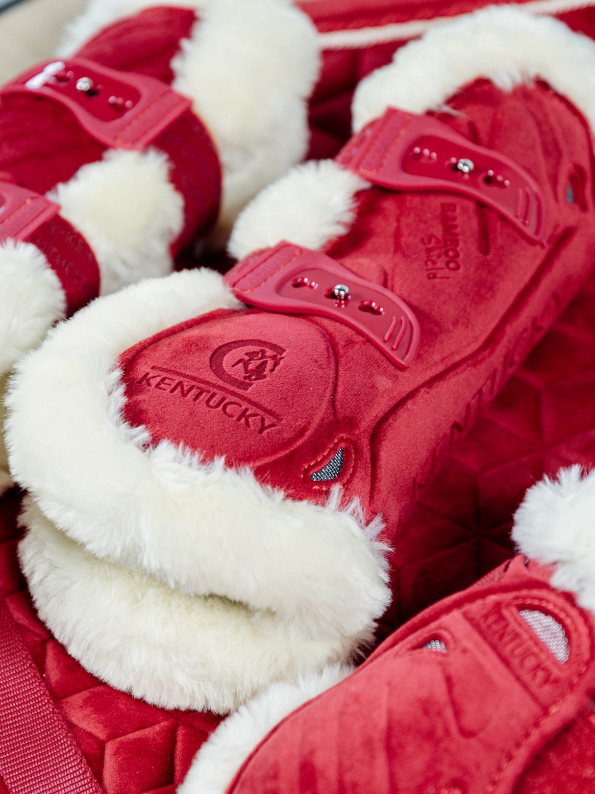 Kentucky Velvet Fleece Bamboo Tendon & Fetlock Boots Red