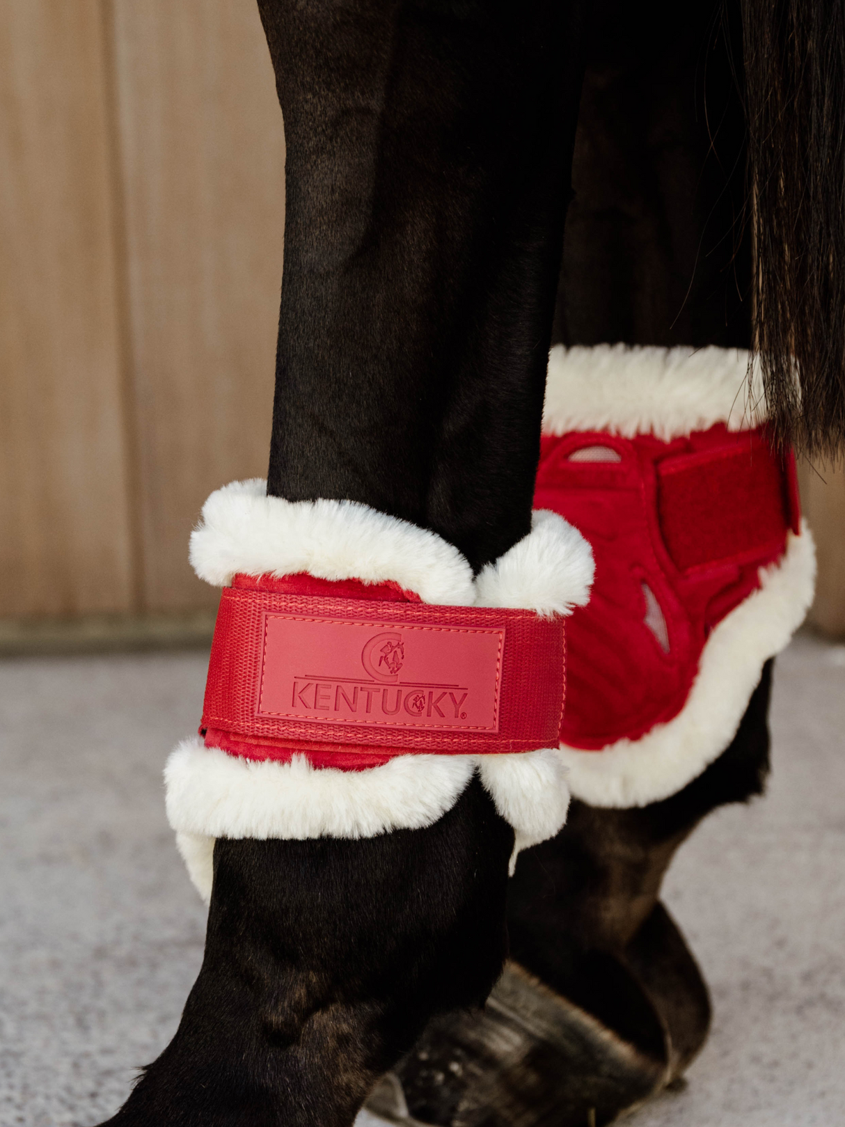 Kentucky Velvet Fleece Bamboo Tendon & Fetlock Boots Red