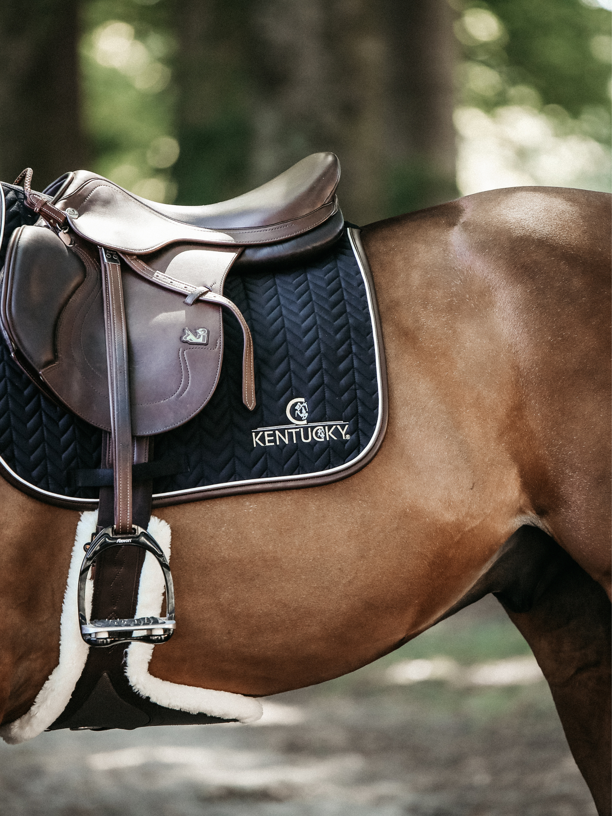 Kentucky Leather Fishbone Jump Saddle Pad Black