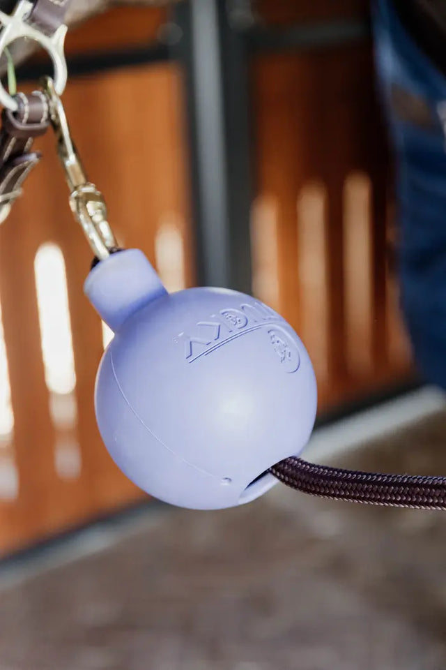 Kentucky Horsewear Rubber Ball Lead & Wall Protection Lavender
