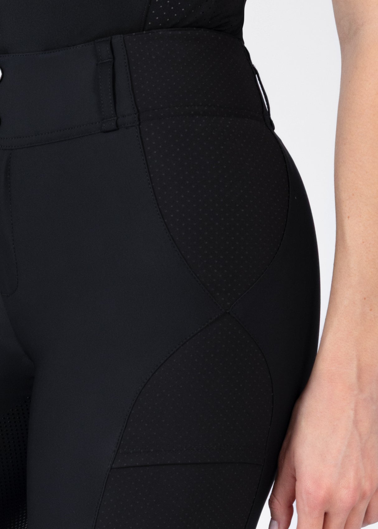 Maximilian Aero Breeches Black