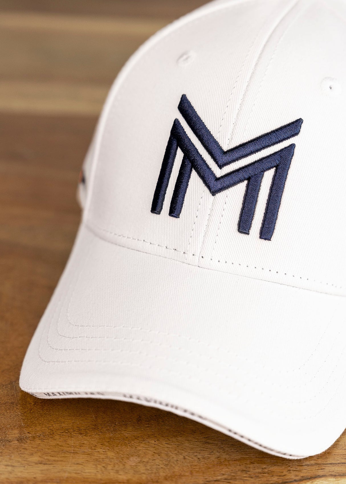 Maximilian Cap White/Navy