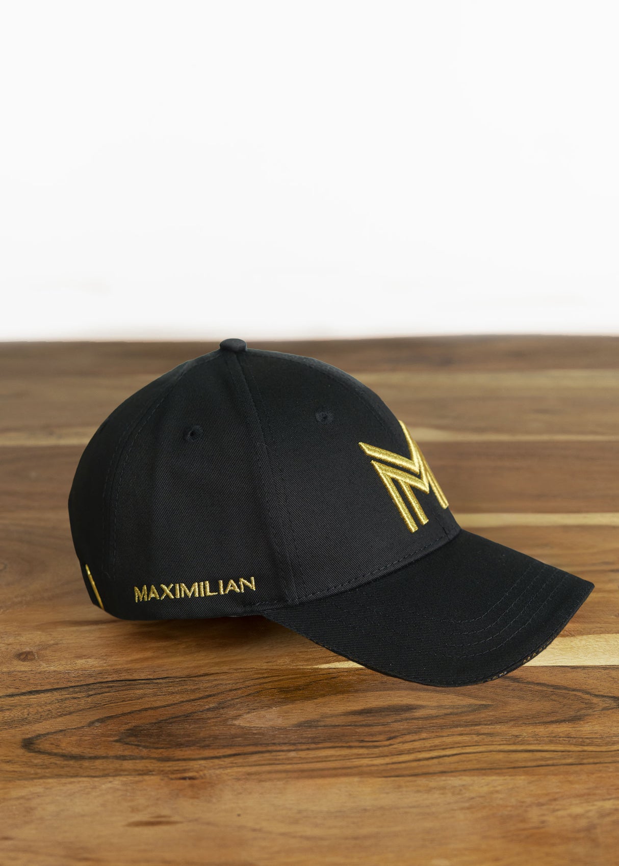 Maximilian Cap Black/Gold
