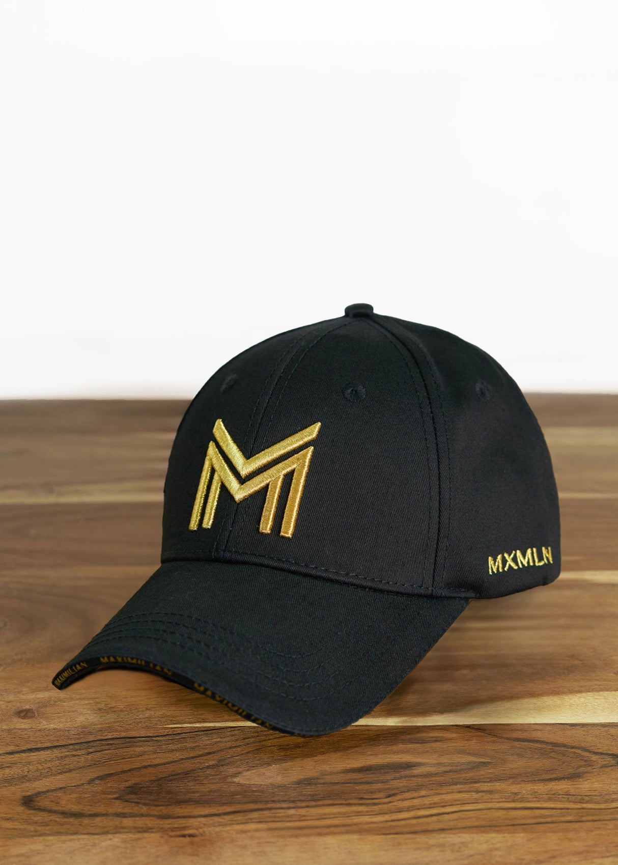 Maximilian Cap Black/Gold