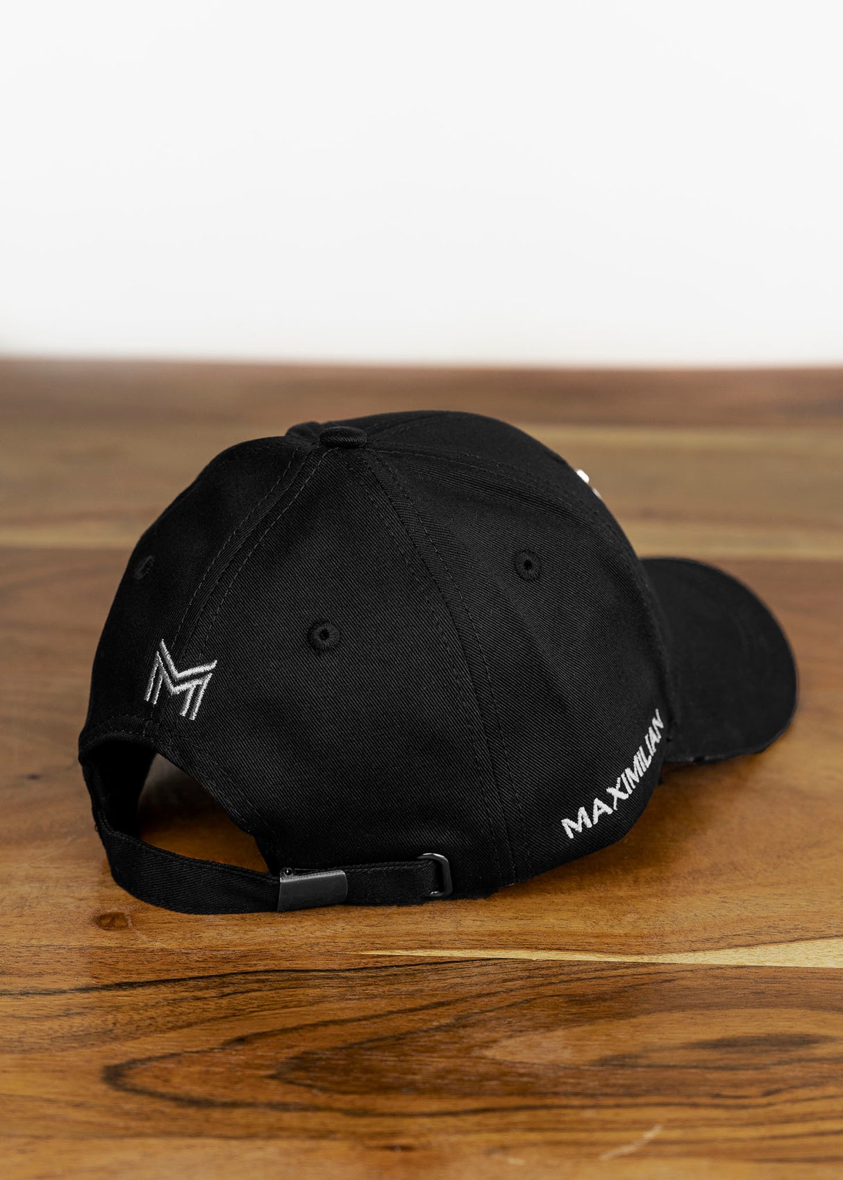 Maximilian Cap Black/Silver