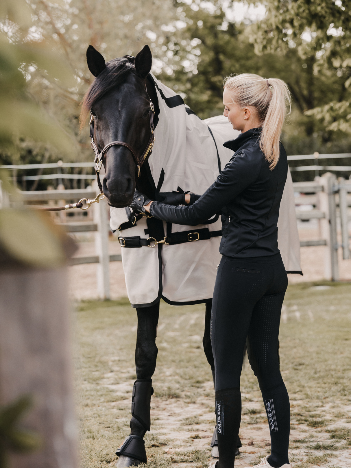 Kentucky Mesh Fly Rug Beige