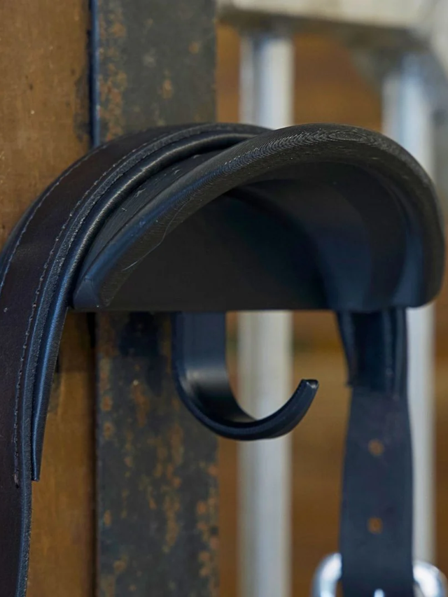 Correct Connect Magnetic Bridle Holder with Hook