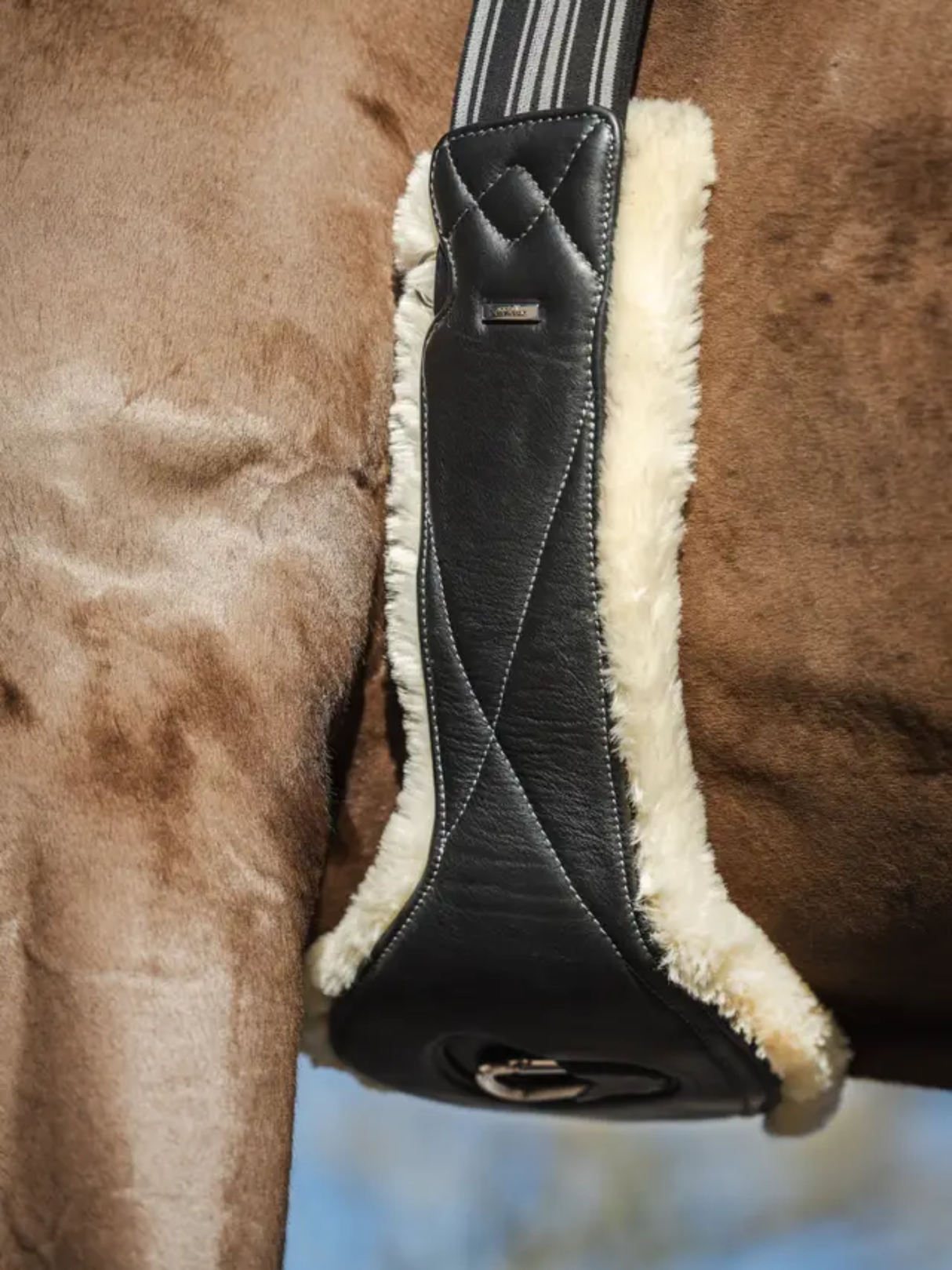 LeMieux Arika Simuwool Contoured Long Girth