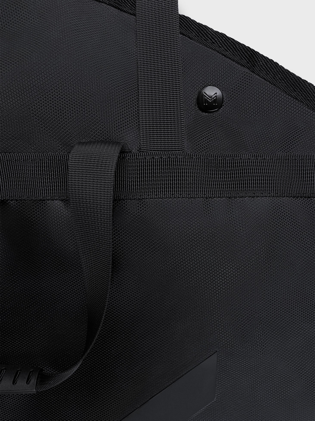 Maximilian Axis Garment Bag Black