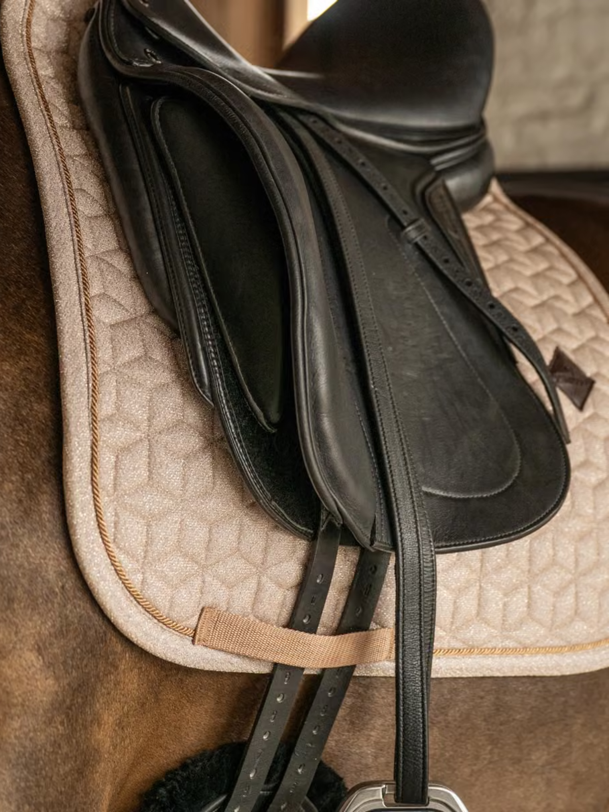 Kentucky Sparkling Dressage Saddle Pad Beige