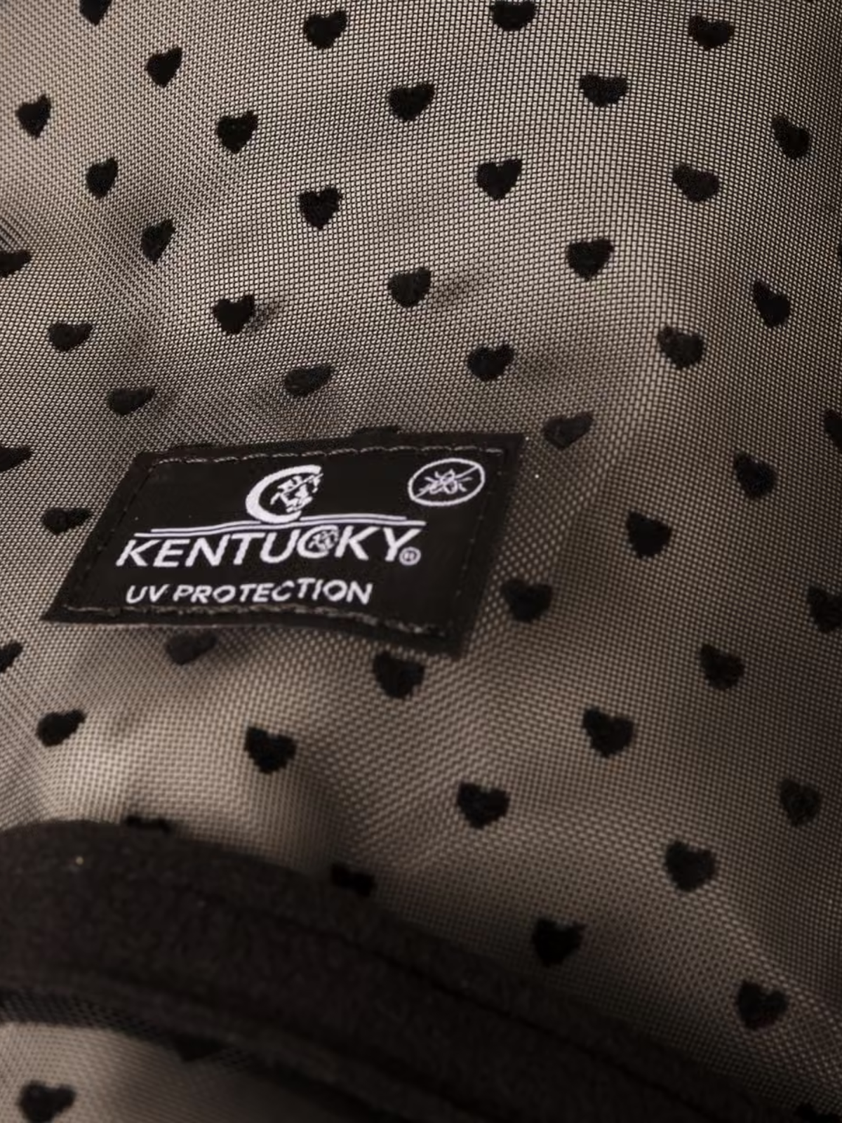 Kentucky Horsewear Fly Mask Heart Black