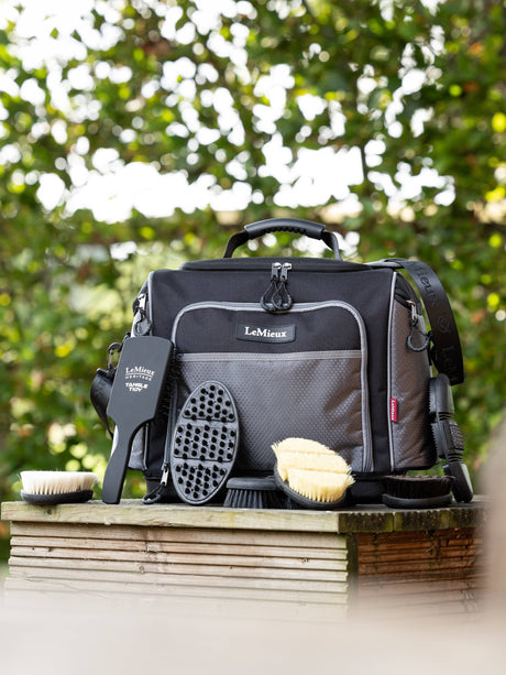 LeMieux Grooming Kit Pro Black