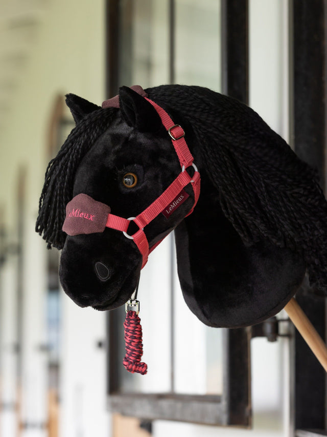 LeMieux Hobby Horse Vogue Headcollar & Leadrope Cranberry