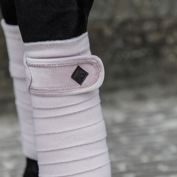 Kentucky Horsewear Velvet Pearls Bandages Soft Rose