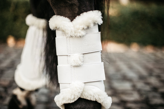 Kentucky Air Brushing Boots White