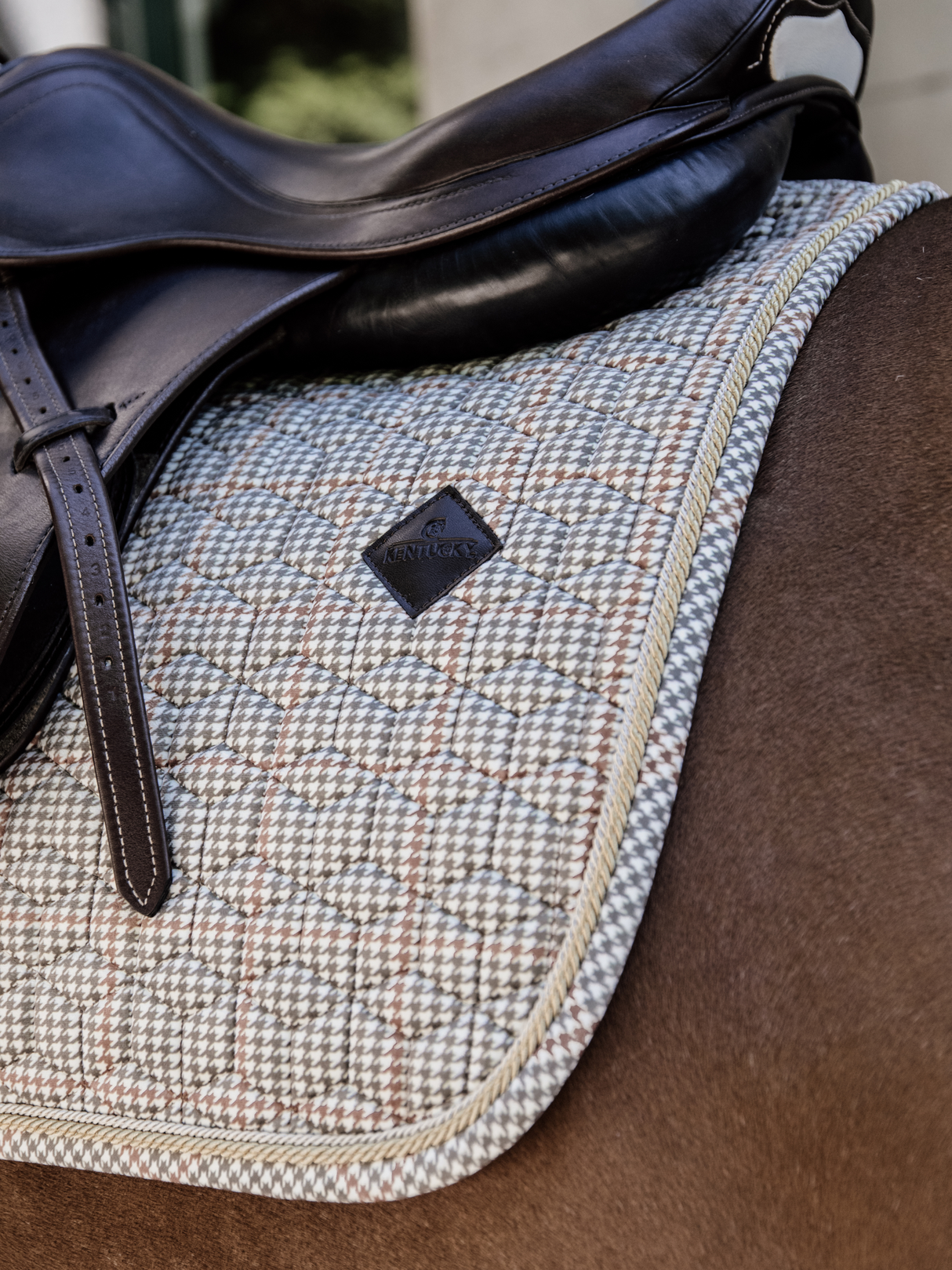 Kentucky Pied-de-Poule Jump Saddle Pad Beige