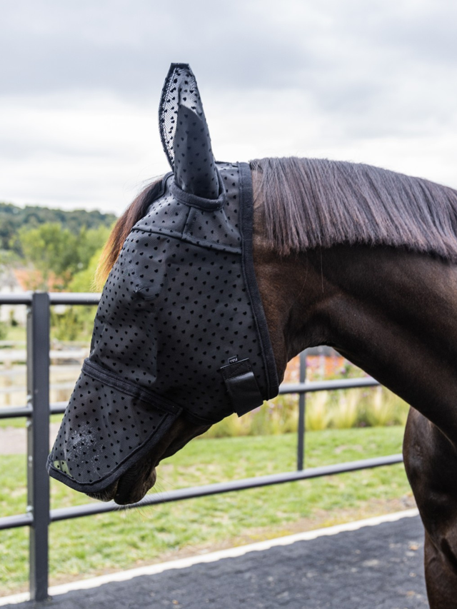 Kentucky Horsewear Fly Mask Heart Black
