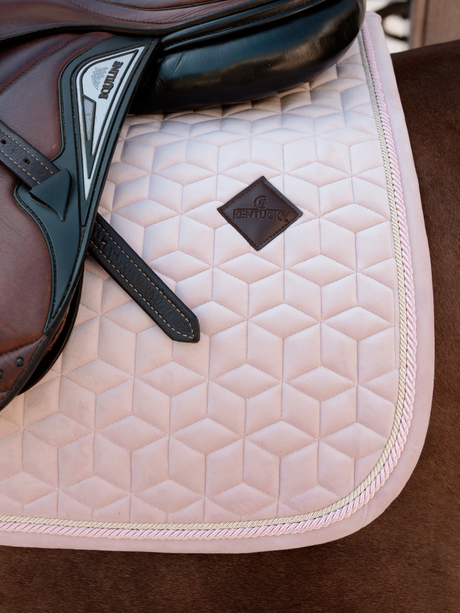 Kentucky Velvet Jump Saddle Pad Soft Rose