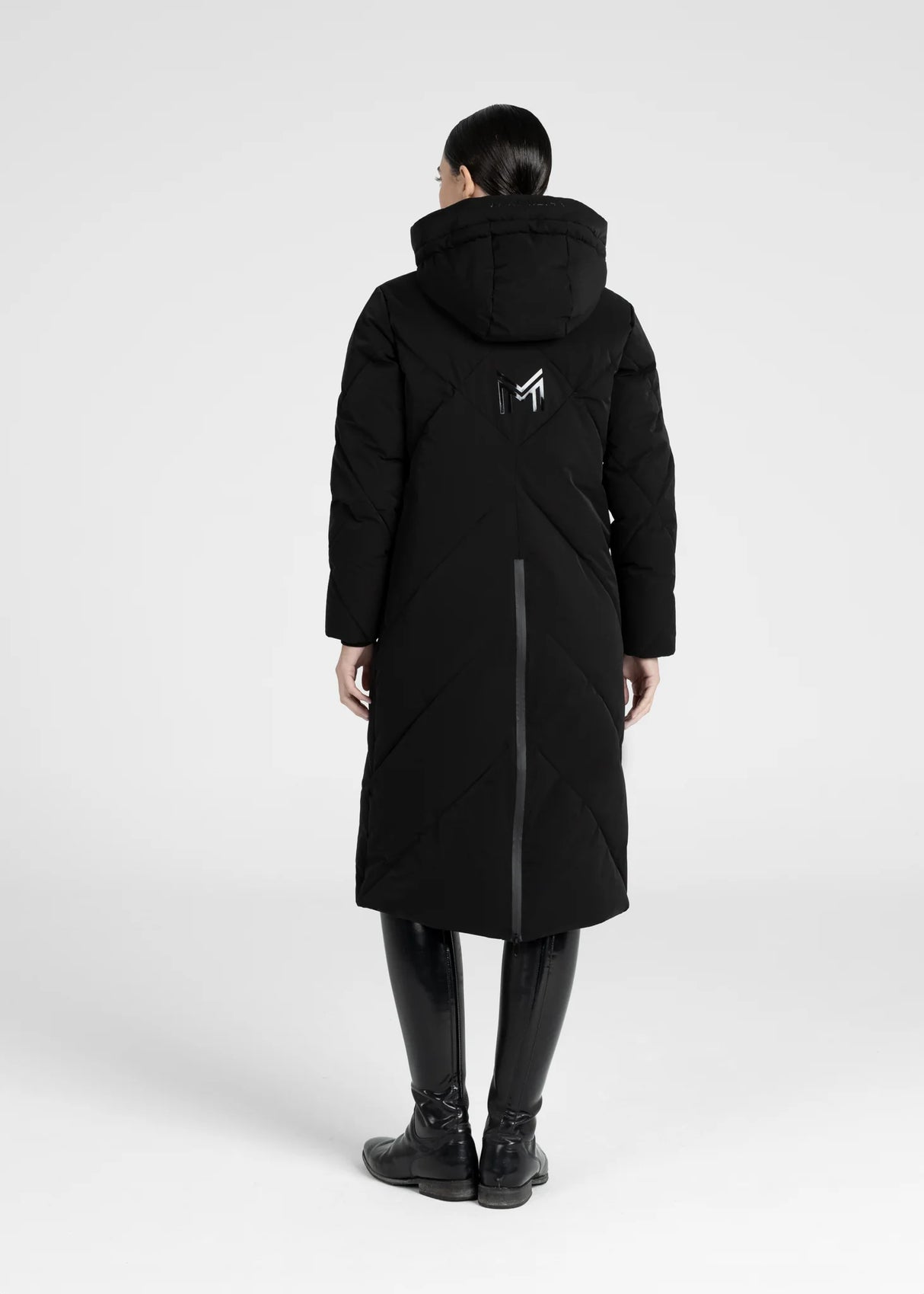 Maximilian Global Puffer Jacket Black