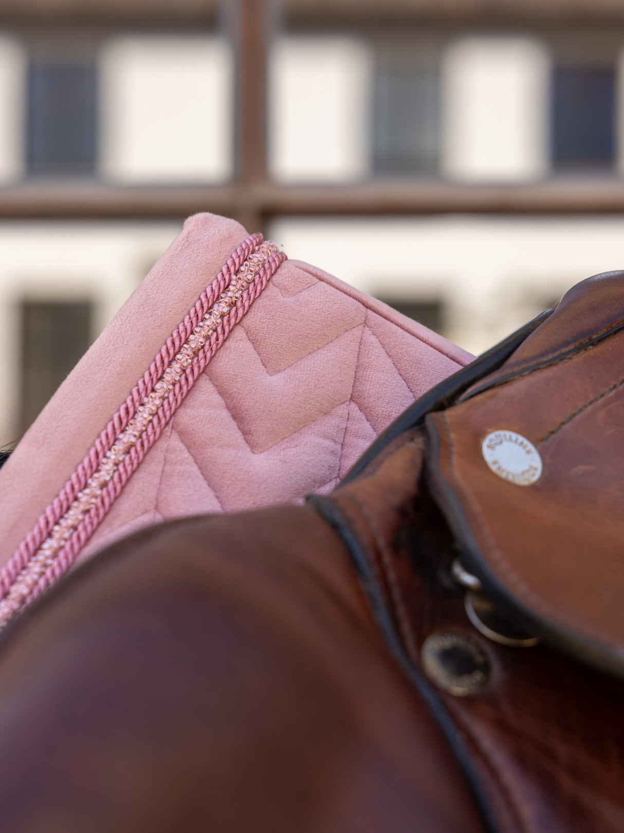 Kentucky Velvet Mini Pearls Jump Saddle Pad Old Rose