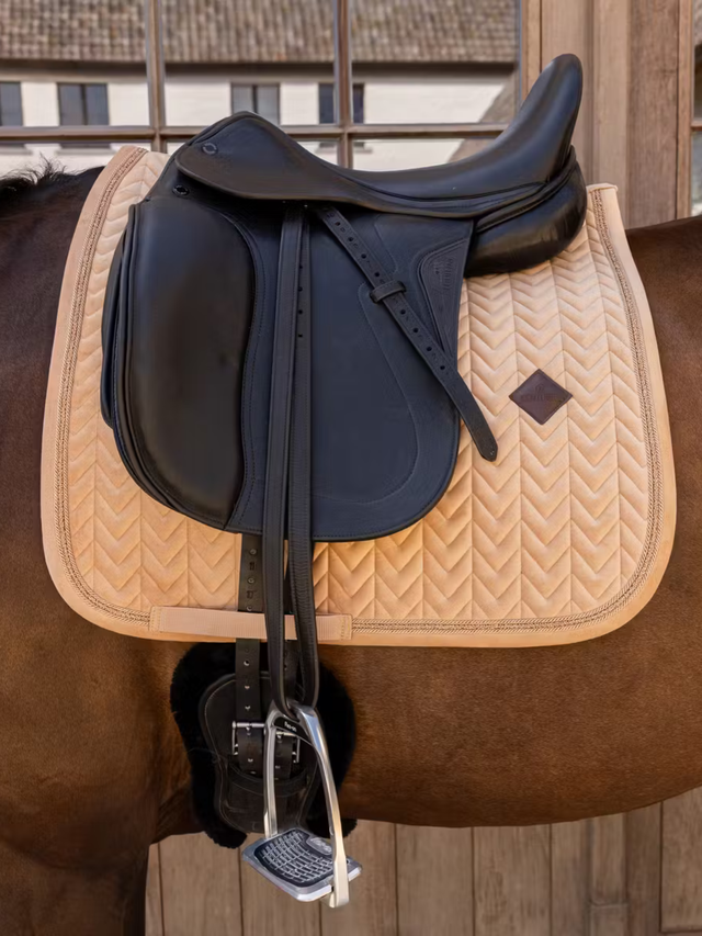 Kentucky Velvet Mini Pearls Dressage Saddle Pad Beige