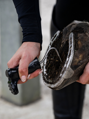 Epona Mighty Muck Hoof Pick Black