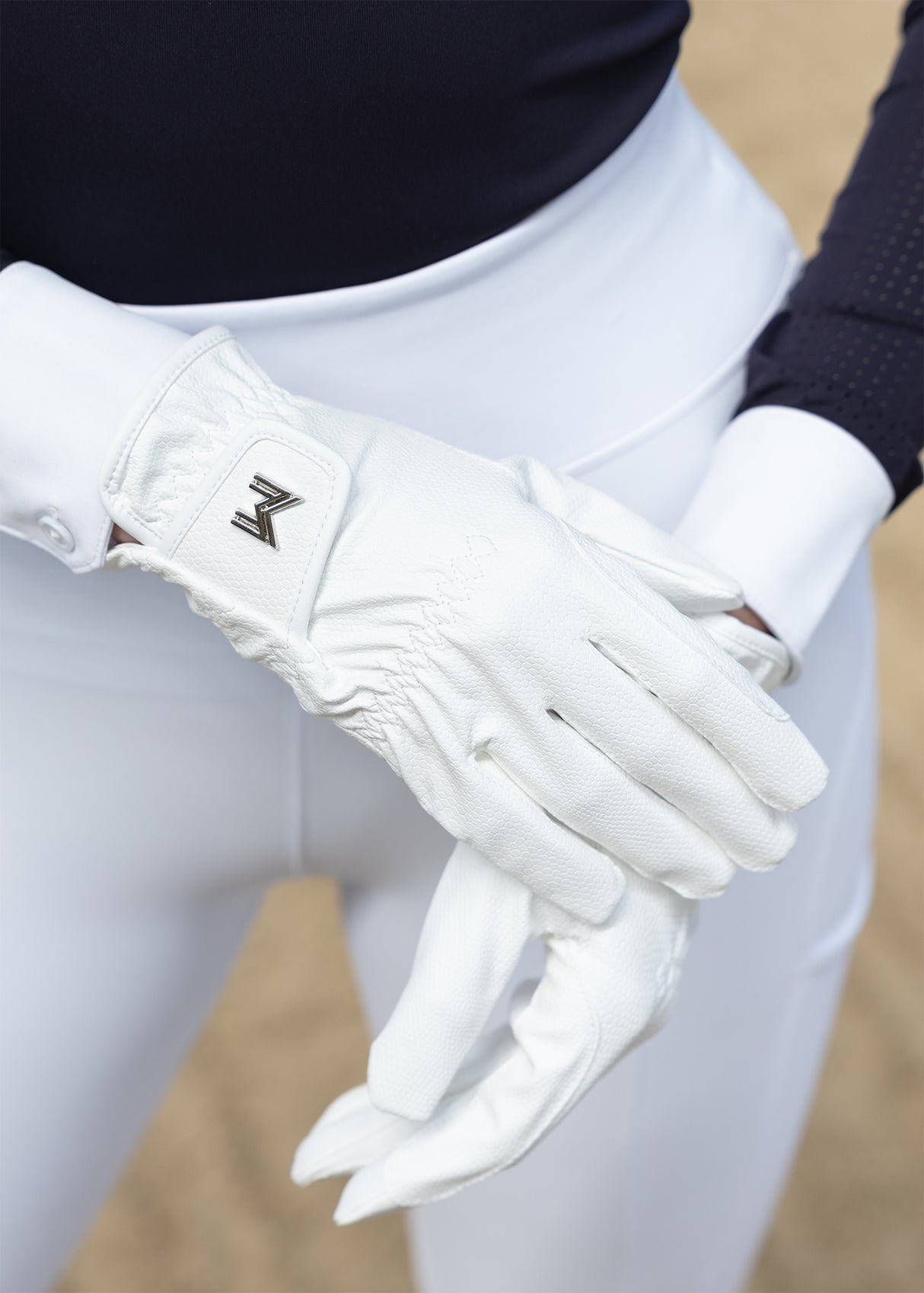 Maximilian Emblem Riding Gloves White