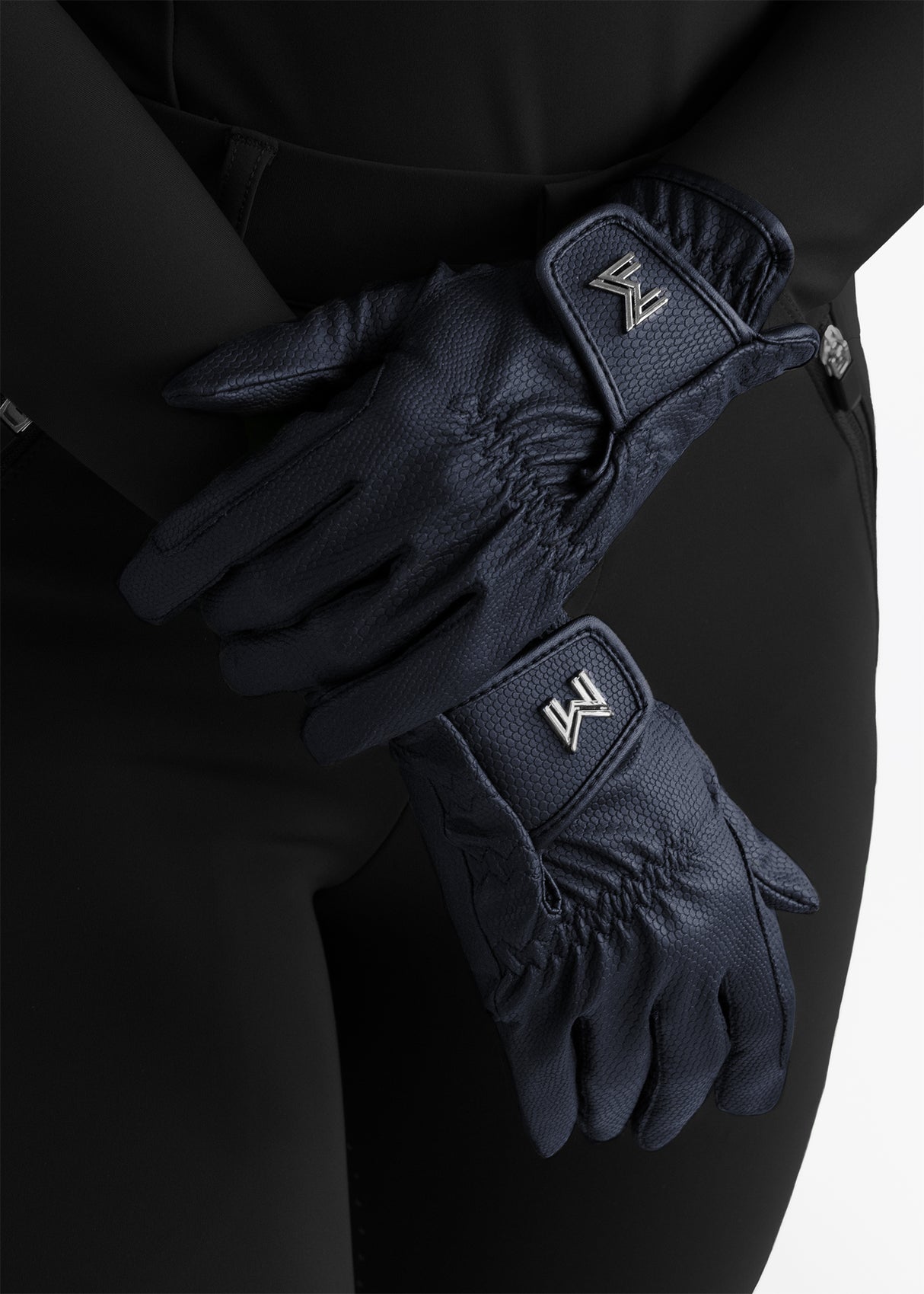 Maximilian Emblem Riding Gloves Navy