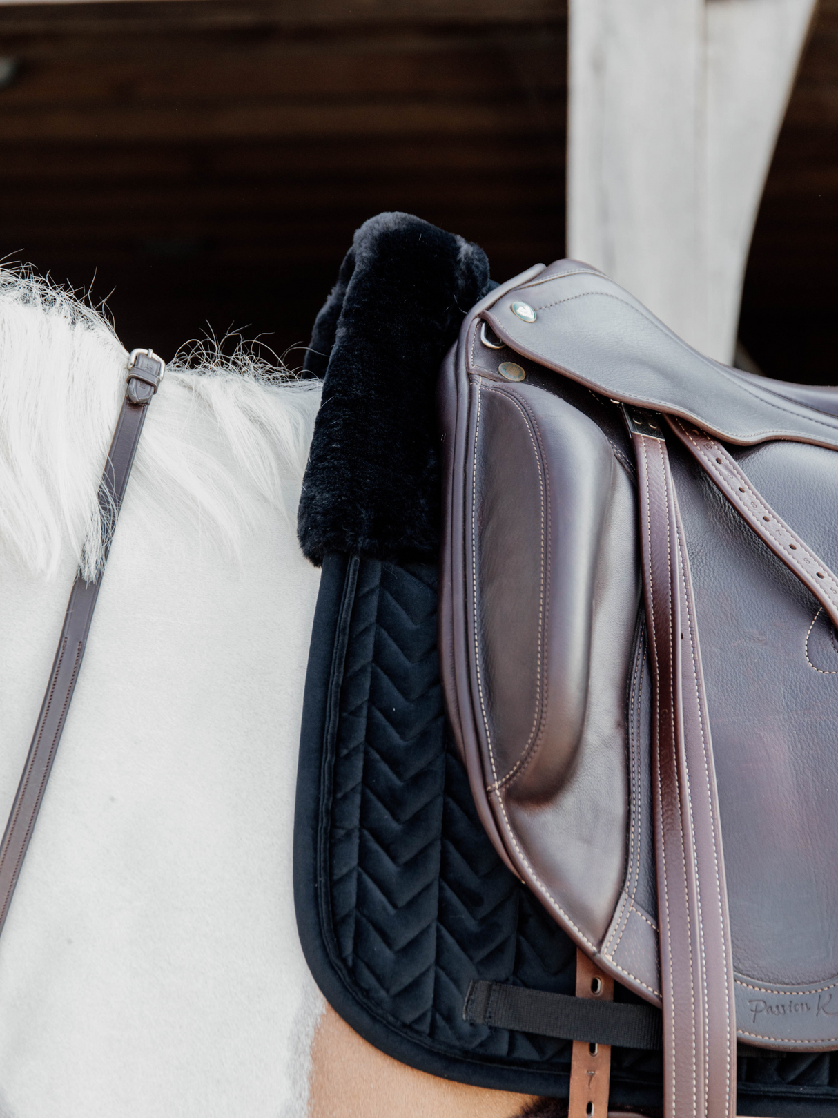 Kentucky Velvet Skin Friendly Dressage Saddle Pad Black