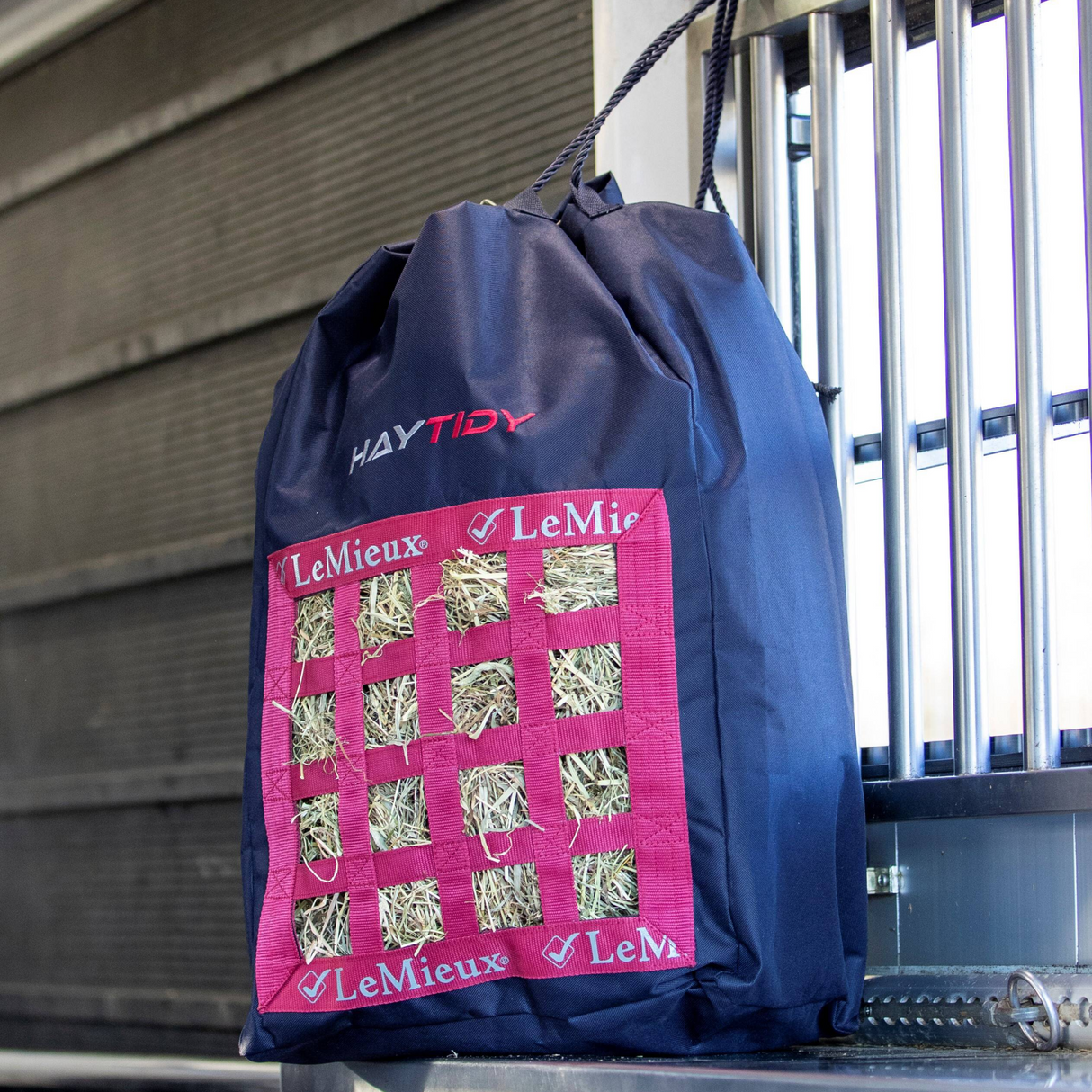 LeMieux Hay Tidy Bag Navy