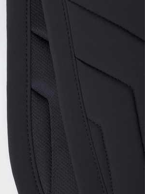 Maximilian Delta Dressage Saddle Pad Black
