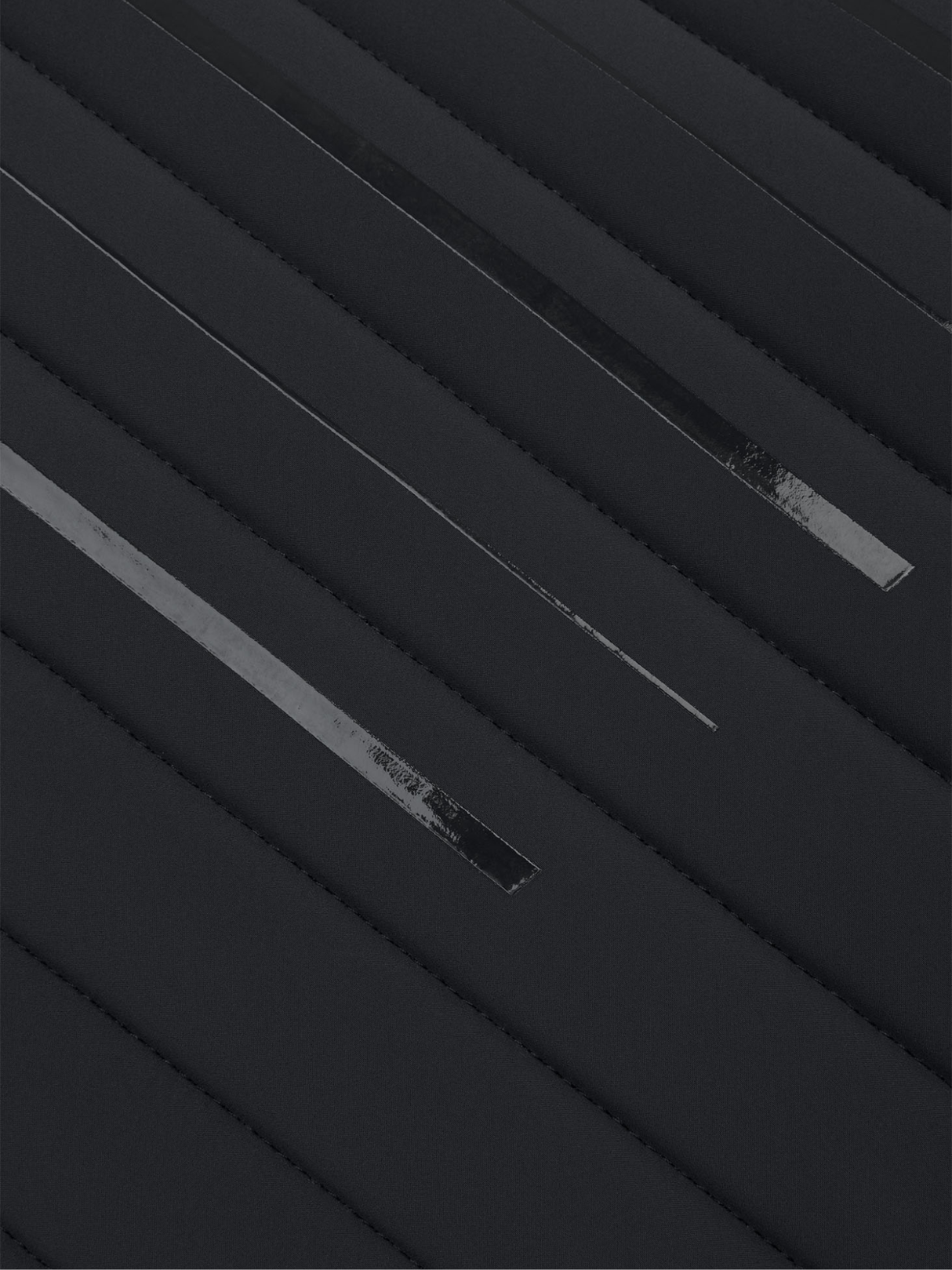 Maximilian Delta Jump Saddle Pad Black