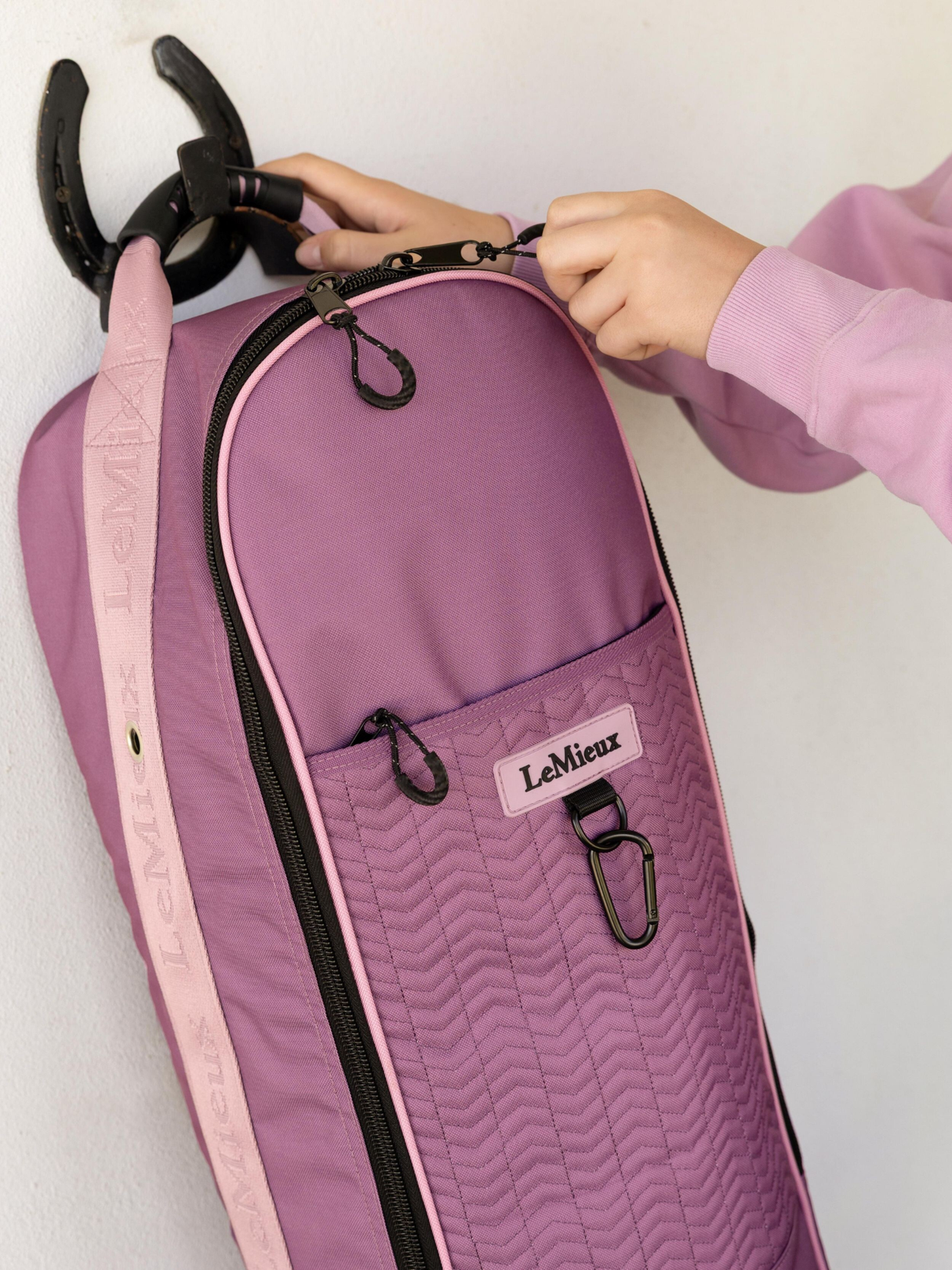 LeMieux Anatomical Bridle Bag Mallow