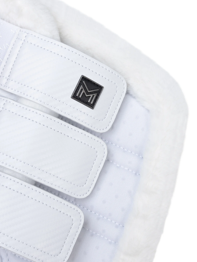 Maximilian Full Set - Drift Brushing & Bell Boots White