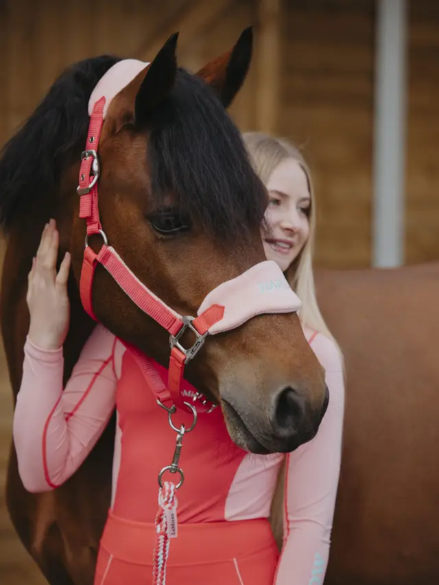 LeMieux Harlow Vogue Headcollar & Leadrope Coral Crush