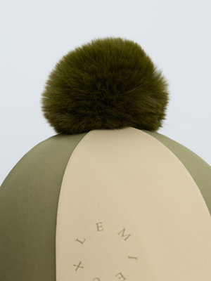 LeMieux Harlequin Hat Silk Willow/Pear