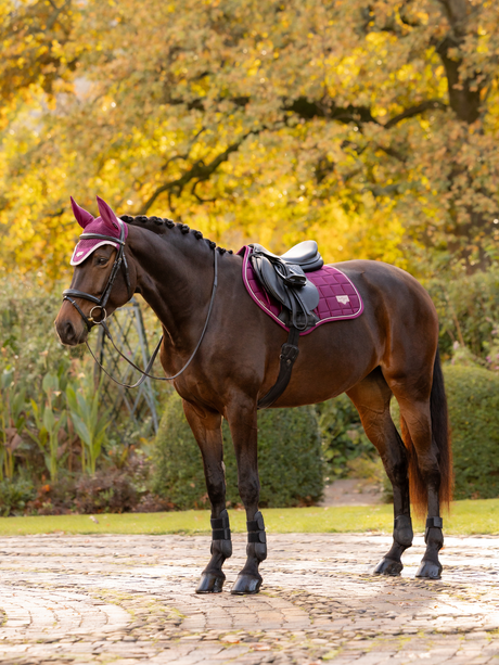 LeMieux Loire Classic Close Contact Jump Saddle Pad Blackberry
