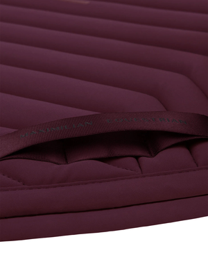 Maximilian Delta Dressage Saddle Pad Burgundy