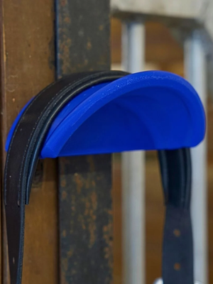 Correct Connect Magnetic Bridle Holder