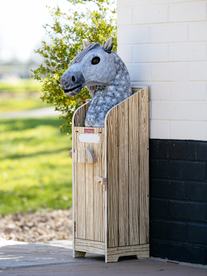LeMieux Hobby Horse Wooden Stable