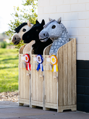 LeMieux Hobby Horse Wooden Stable