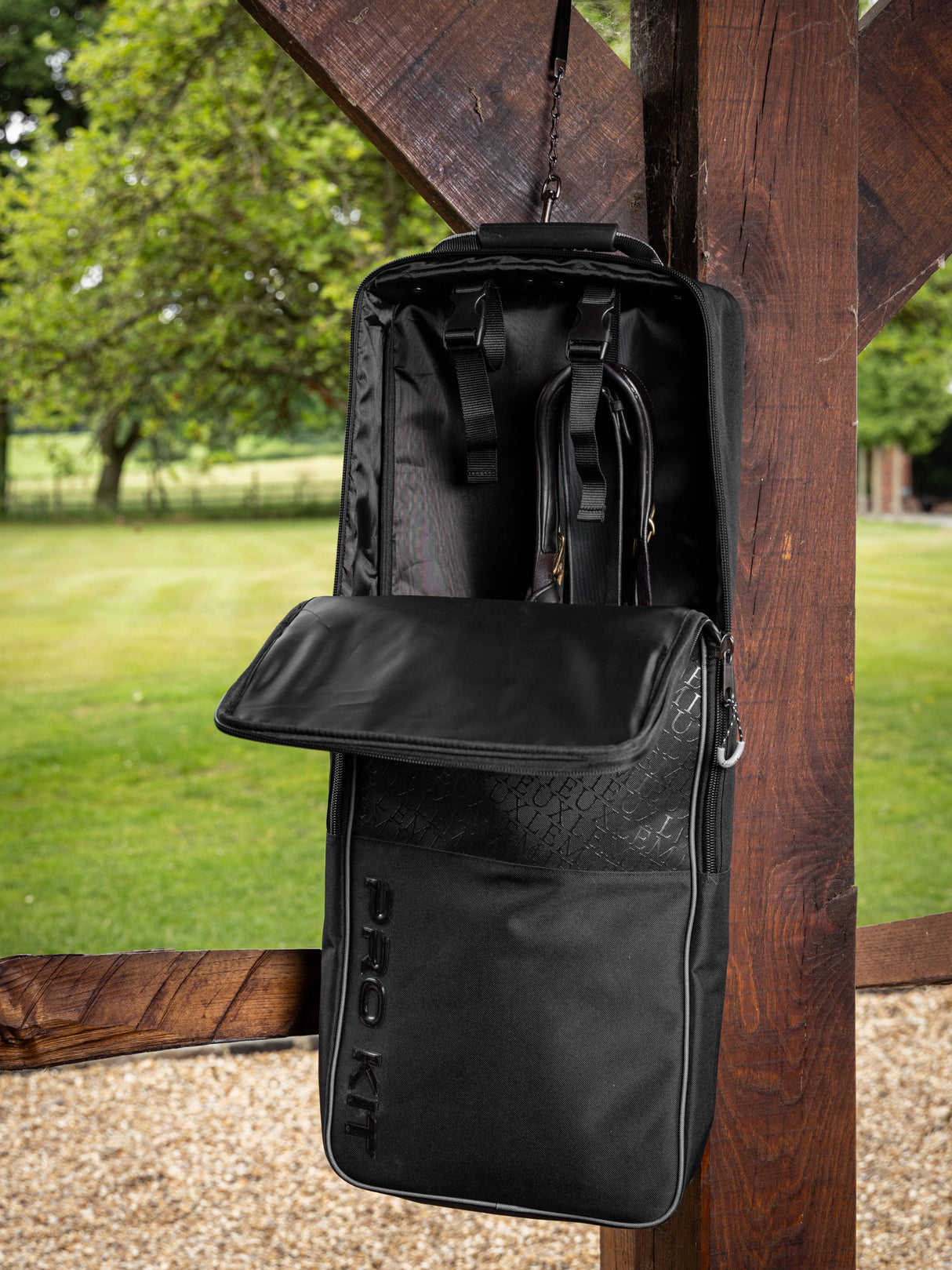 LeMieux Elite Pro Bridle Bag Black