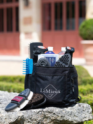 LeMieux Elite Circular Grooming Bag Black