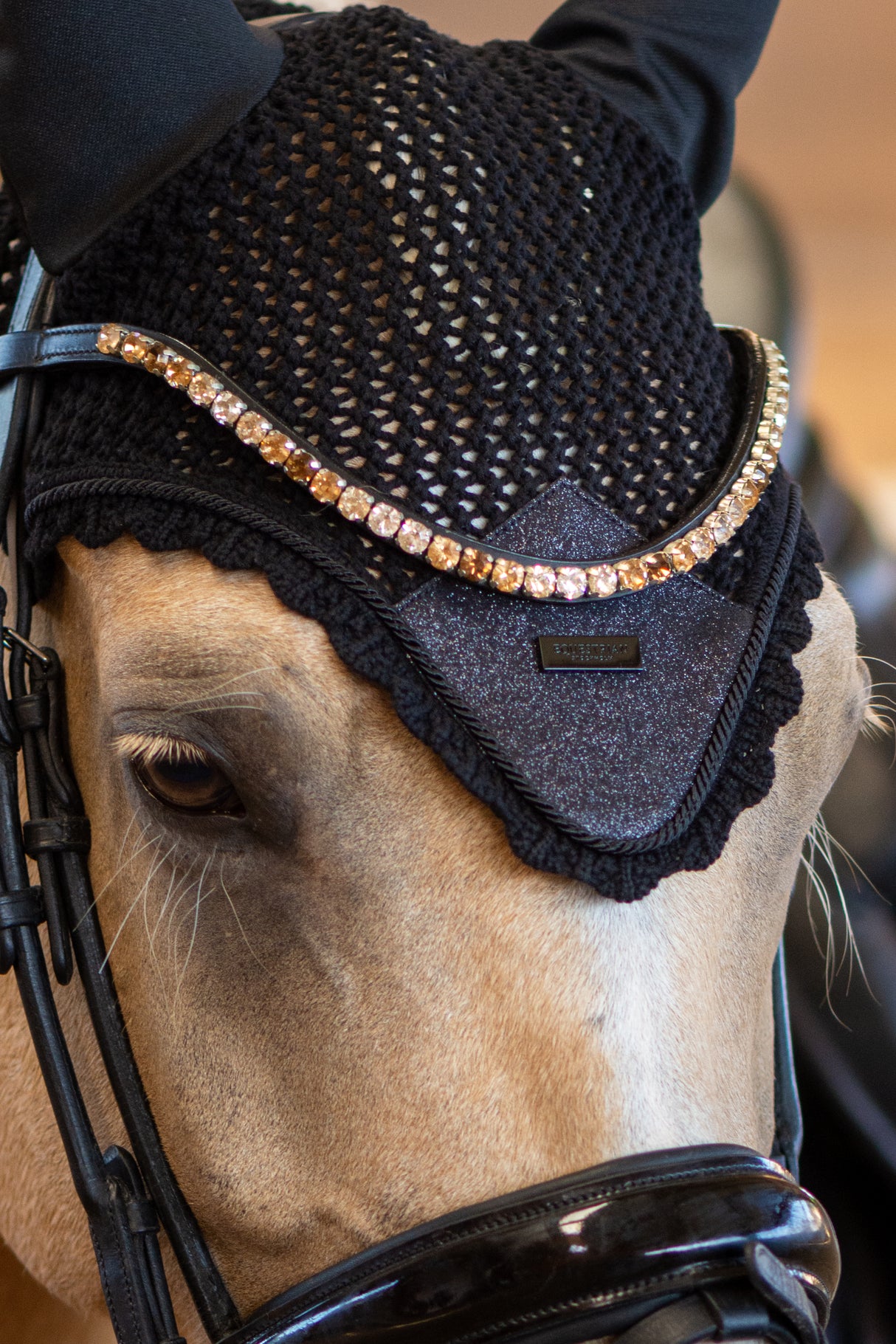 Equestrian Stockholm Ear Bonnet All Black Glimmer